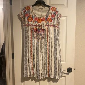 Savanna Jane embroidered dress. Size Large. Never worn.